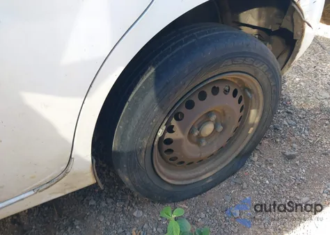 2016 Nissan Versa Note S (Sr)/S Plus/Sl/Sr/Sv z USA, uszkodzony, nr VIN 3N1CE2CPXGL361948